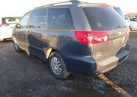 2006 Toyota Sienna Le z USA, uszkodzony, nr VIN 5TDZA23C96S421050